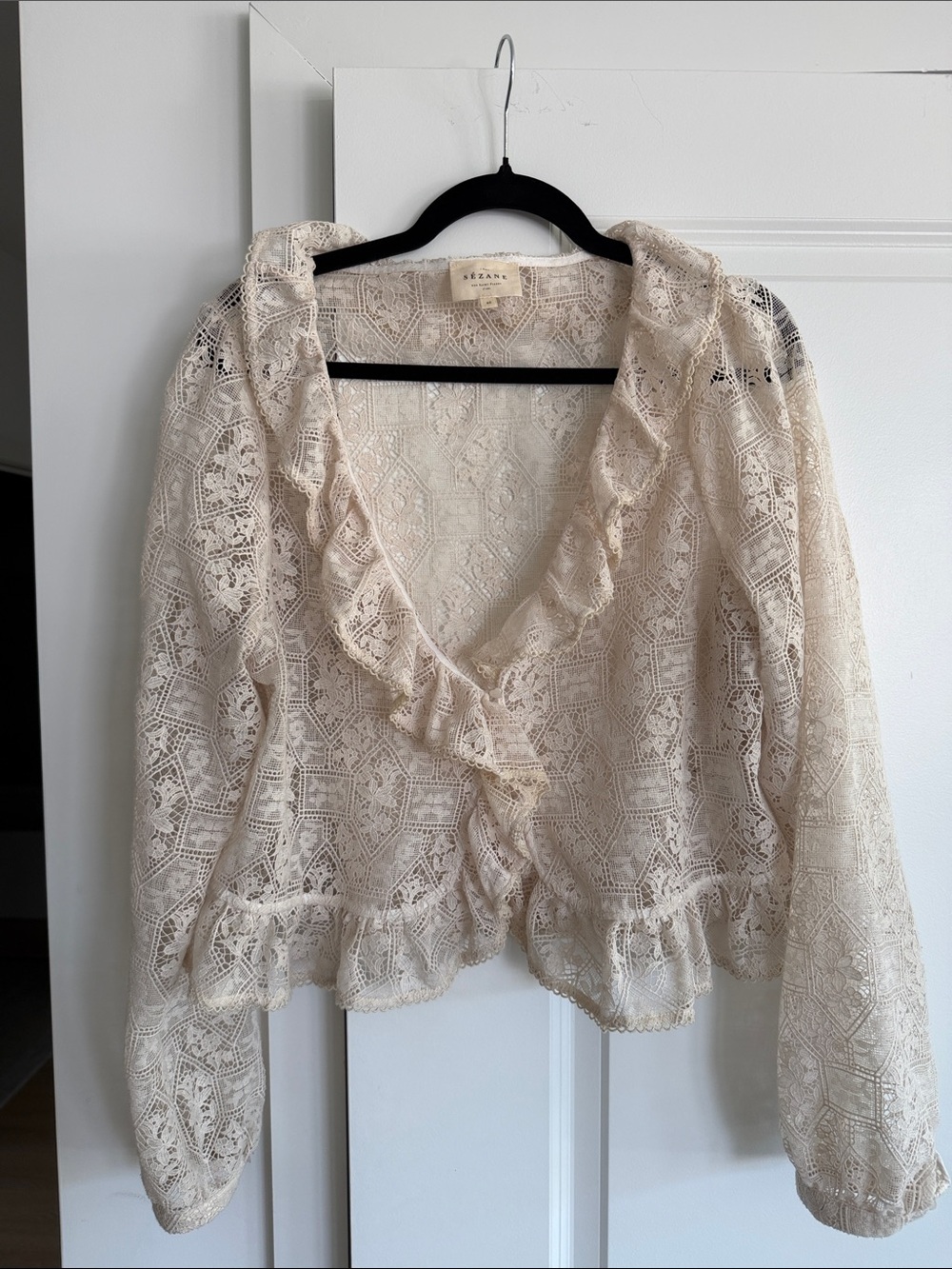 Sézane Lace Ruffle V-Neck Blouse in Cream